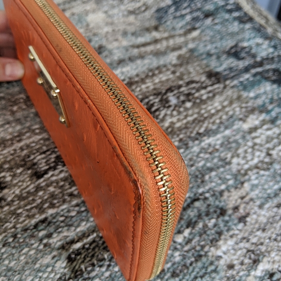 All-in-One Leather Zip Wallet - Picture 4 of 8